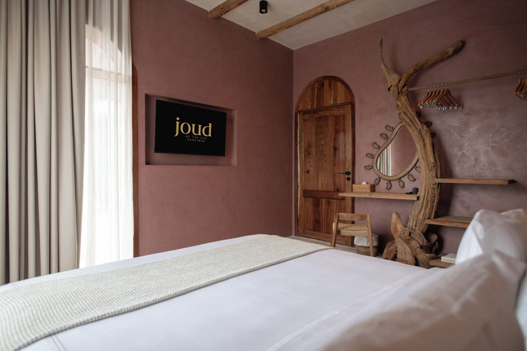 Bedroom 4, Joud by the sea, Kusini