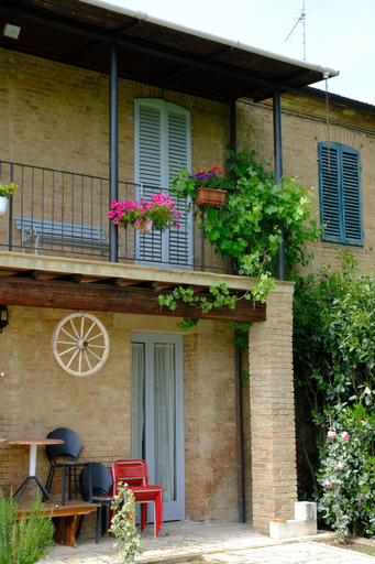 Exterior & Views 2, AGRITURISMO SANT'AGOSTINO, Siena