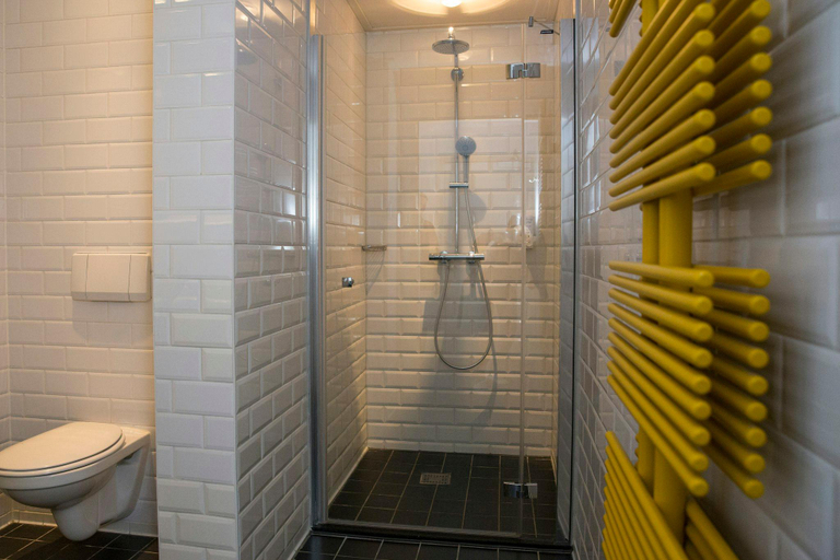 Bathroom 3, Fletcher Hotel Paleis Stadhouderlijk Hof, Leeuwarden