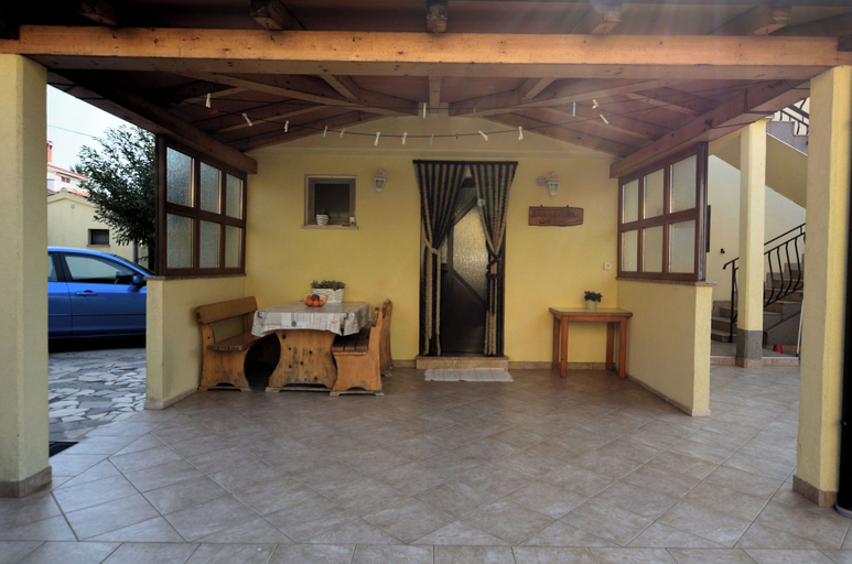 Others 2, Apartment Malvina, Labin