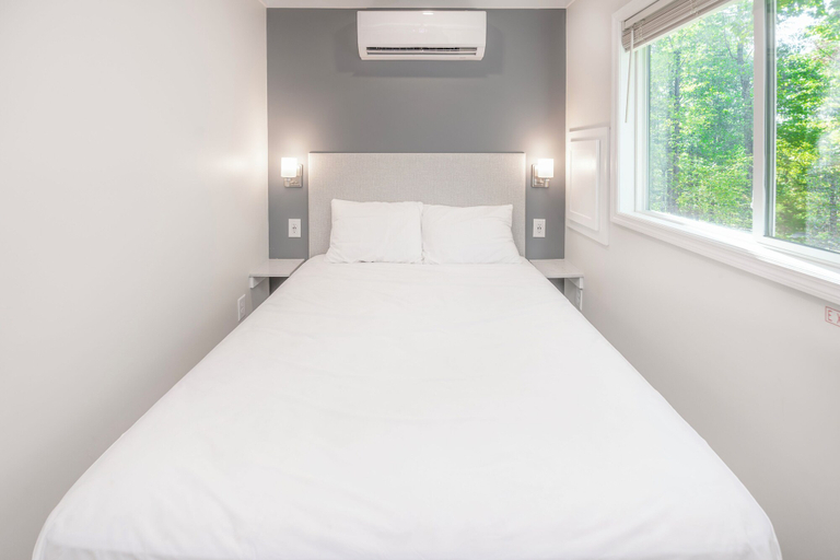 Room 5, Endless Caverns RV Resort & Cavern Tours, Rockingham