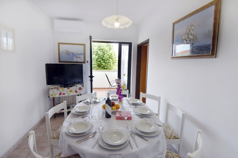 Primary image 1, Apartments Danica, Umag