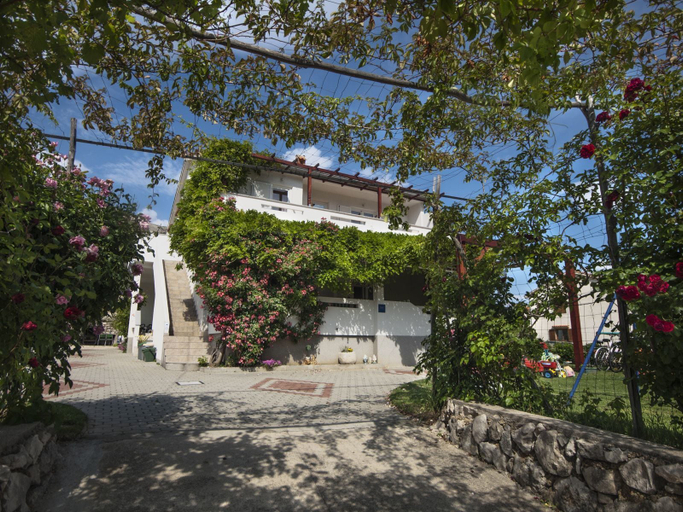 Exterior & Views, Apartments Bruno, Baška