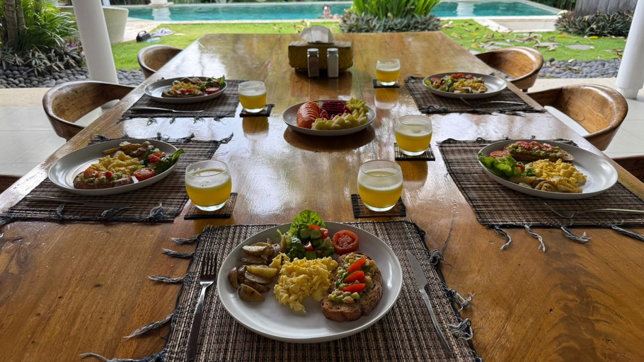 Food & Drinks 5, Villa Anema Umalas, Badung