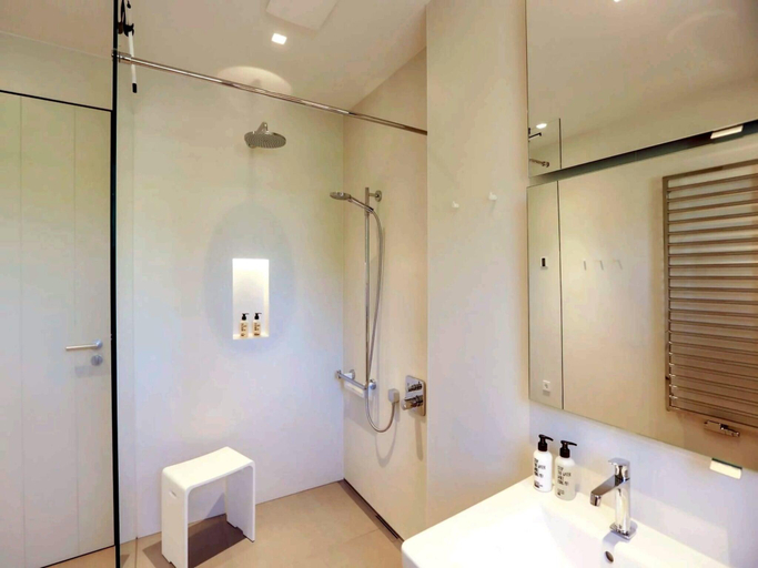 Bathroom 2, Exklusives Landhaus auf Fehmarn, Ostholstein