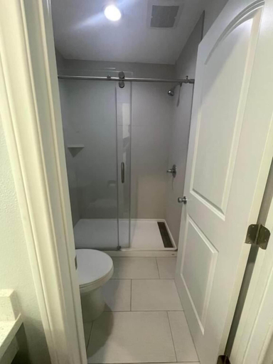 Bathroom 5, La Palma Motel - South Gate - LA area, Los Angeles