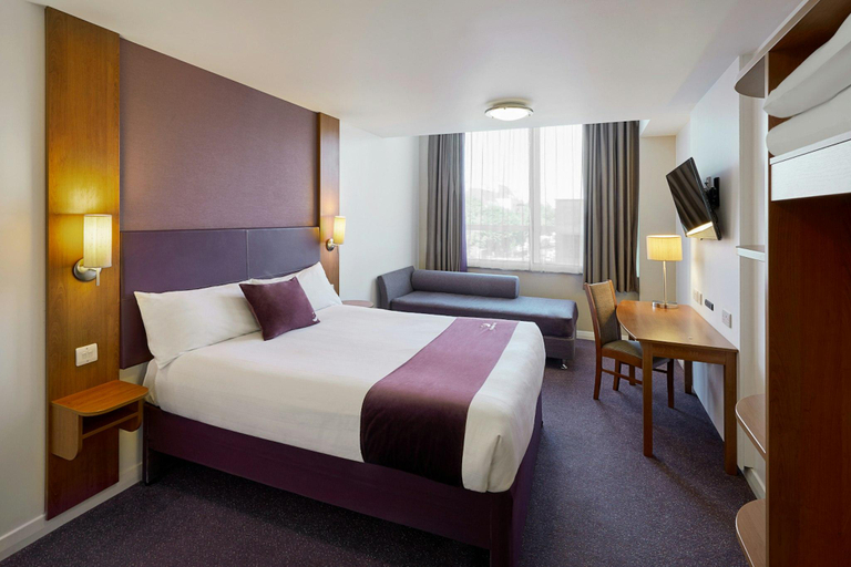 Bedroom 2, Premier Inn Dover East, Kent