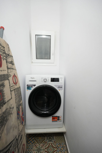 Room 4, Cozy Pangrati 1 Bedroom Apartment, Attica