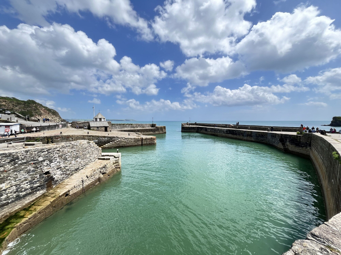 Room 2, Blue Haze in Charlestown, Cornwall