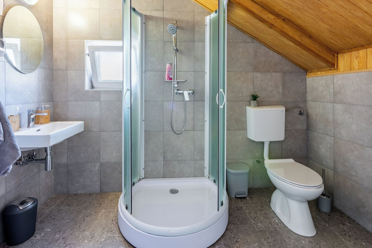 Bathroom 3, Apartments Alex, Crikvenica