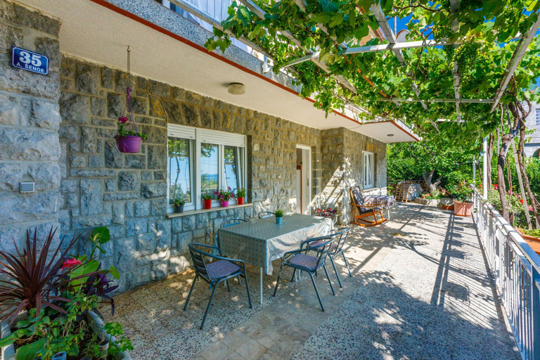 Exterior & Views 2, Apartment Leo Nona, Novi Vinodolski