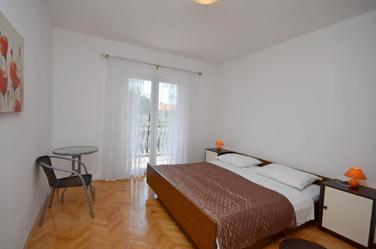 Bedroom 2, Apartment Ana, Šibenik