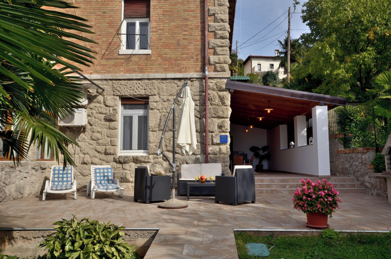 Exterior & Views 2, Apartments Romina, Rijeka
