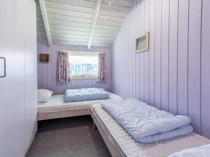 Bedroom 2, 4 Star Holiday Home in Norre Nebel, Varde