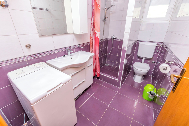 Bathroom 4, Apartments Olivera, Rogoznica