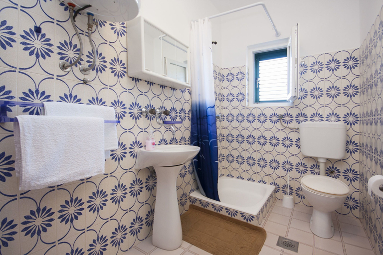 Others 5, Apartments Frane, Šibenik