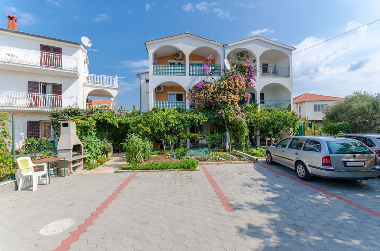 Exterior & Views, Apartments Zoric, Rogoznica