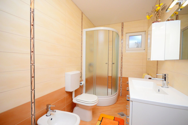 Bathroom, Apartment Bungalov, Rovinj