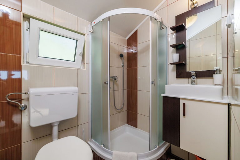 Bathroom, House Ljerka, Lopar/Supetarska Draga