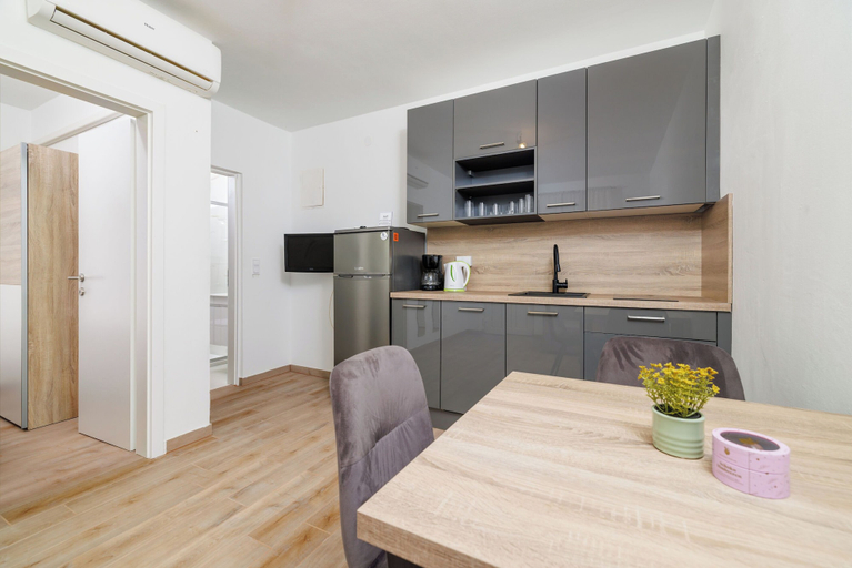 Others 5, Apartments Alin, Crikvenica