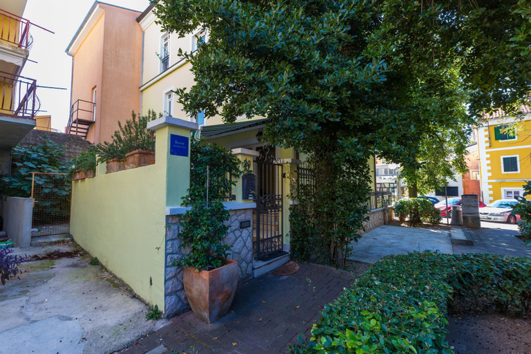 Exterior & Views 2, Apartments Villa Katarina, Crikvenica