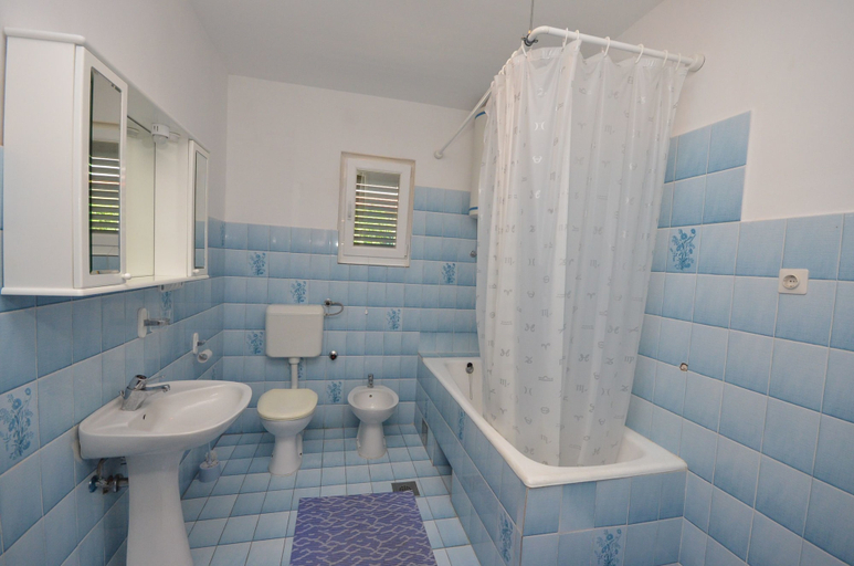 Bathroom, Apartment Ana, Šibenik