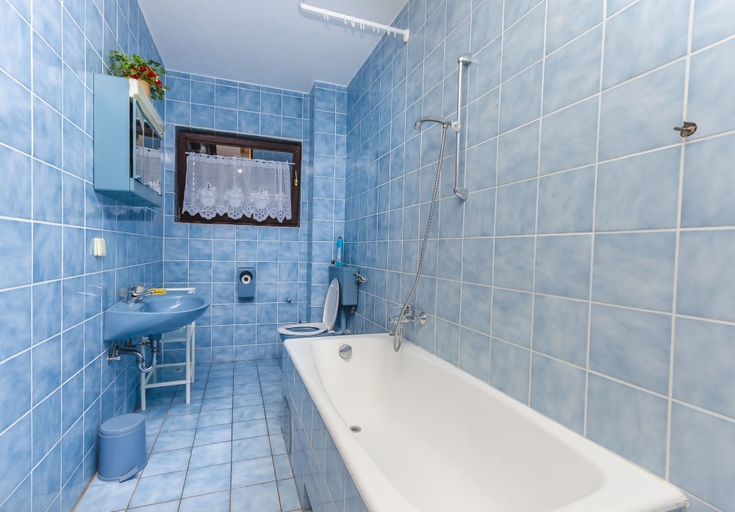 Bathroom 2, Apartment Jasna Summer Barbeque, Vodice