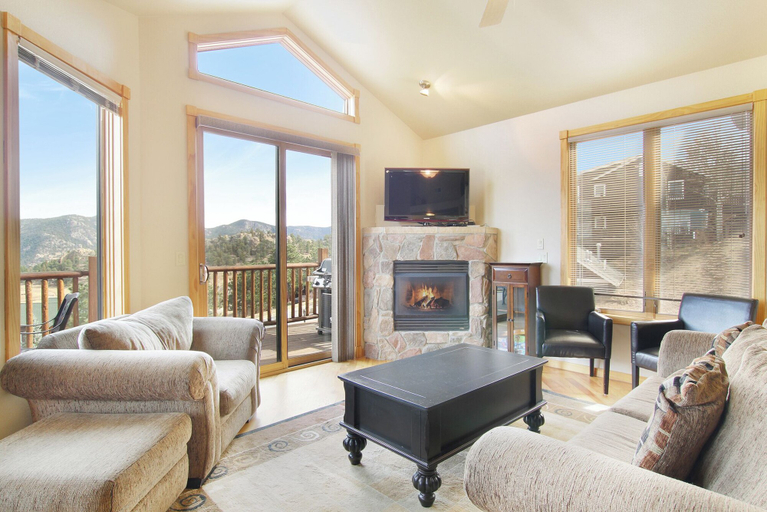 Living area 5, Estes Park CO Condos, Larimer