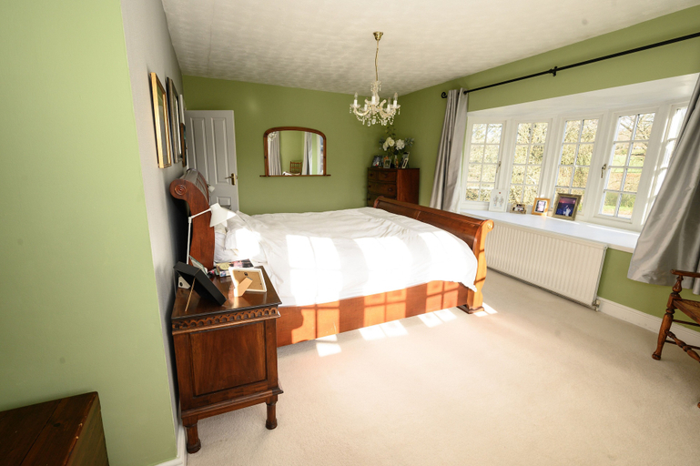 Room 3, Charming Country House Near Henley-On-Thames, Oxfordshire