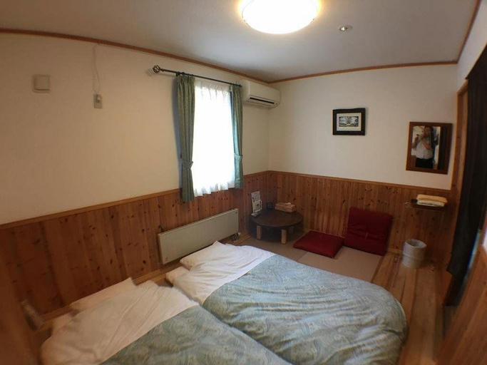 Bedroom 2, Pension Jokura, Hakodate