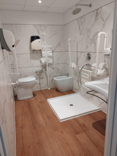 Bathroom 4, Rooms alCentro, Catania