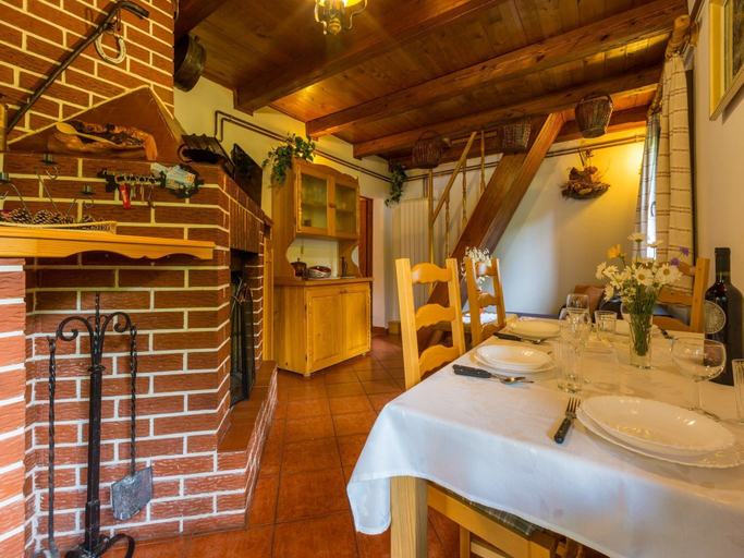 Others 5, House Adrijana, Vinodolska
