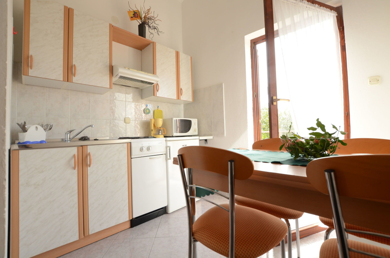 Others 3, Apartments Josip, Marčana