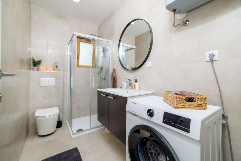 Bathroom 4, Apartments Alenka, Crikvenica