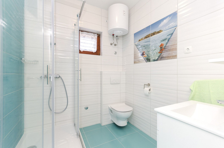 Bathroom 5, Apartments Summertime, Vodice