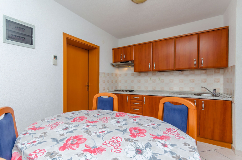 Bedroom 2, Apartments Milivoj, Seget