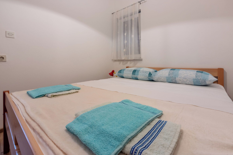 Bedroom 3, Apartments Ankica, Crikvenica