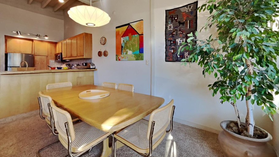 Dining 2, Family-Friendly Condos - Winter Park Resort CO, Grand
