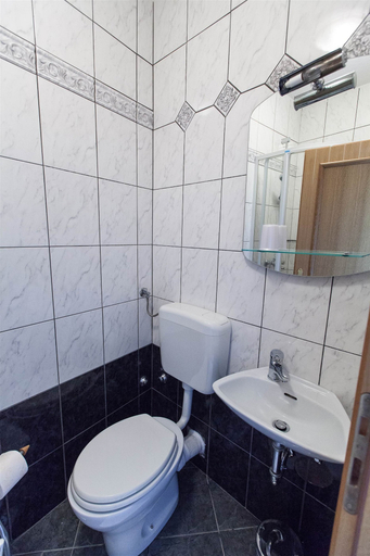 Bathroom 2, Apartment Marko, Crikvenica