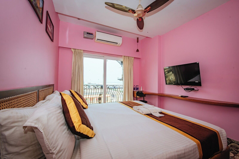 Room 2, Crystal Bay Puri, Puri
