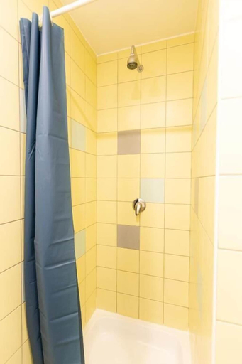 Bathroom 4, Spicy Hostel, Budapesti