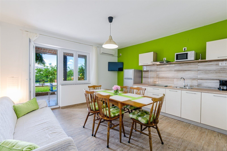 Others 5, Apartments Rajna, Crikvenica