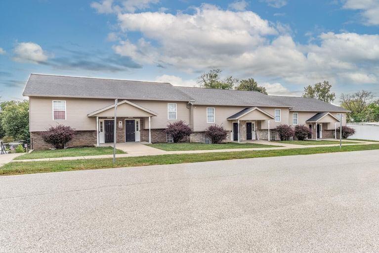 Primary image, Hoosier Commons, Monroe