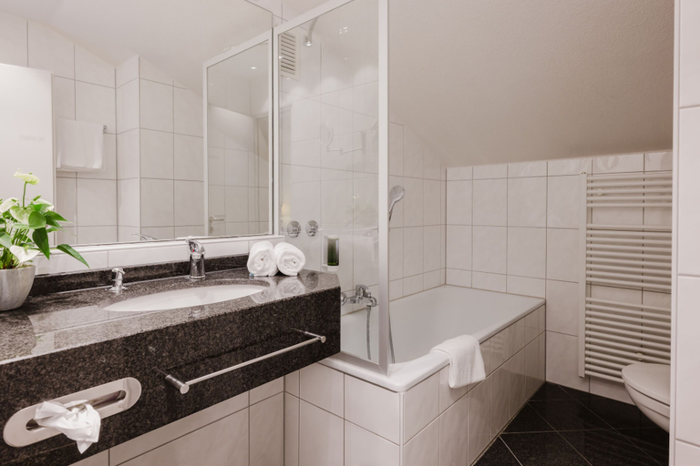 Bathroom 5, Waldgasthof am Letten, Nürnberger Land