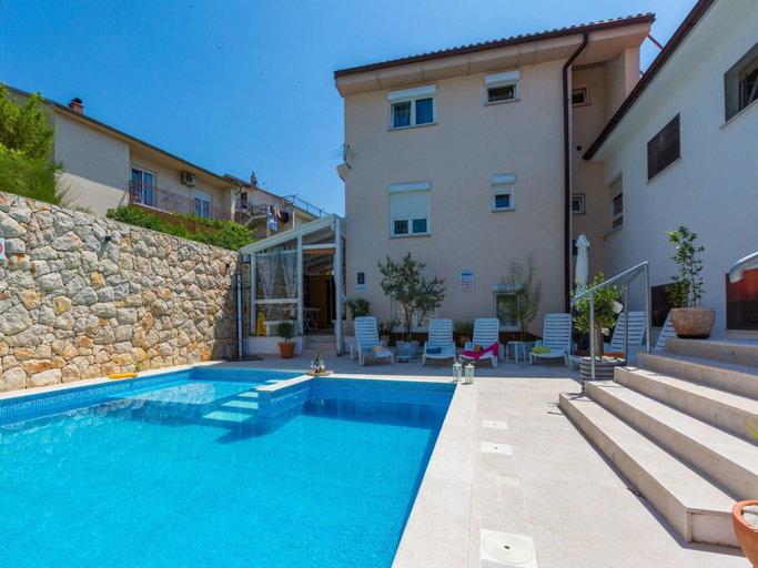 Sport & Beauty 5, Apartments Susanne, Novi Vinodolski