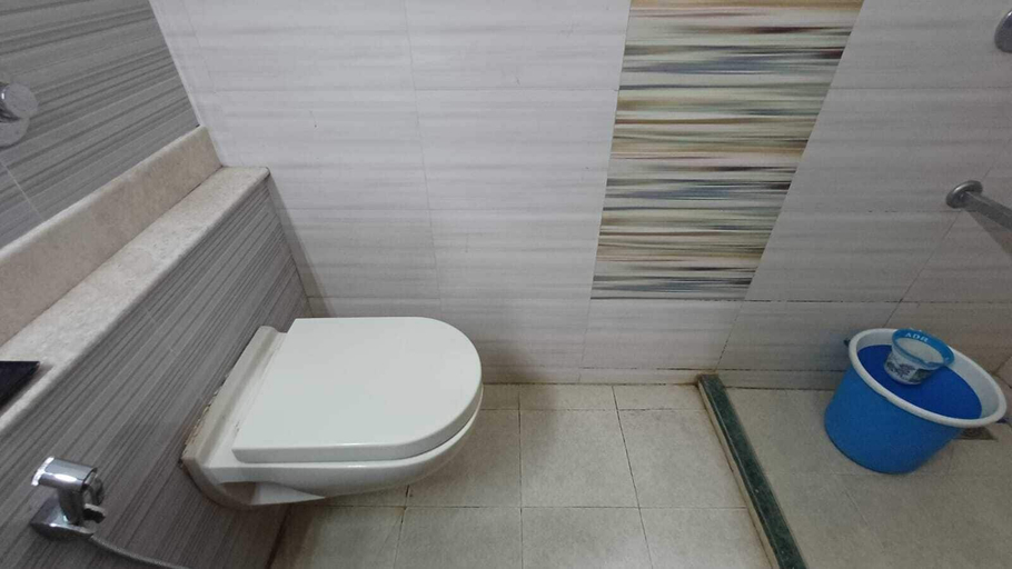 Bathroom 4, Hotel Sriram JB Residency, Virudunagar