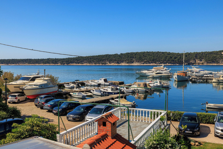 Others 4, Apartments Near the sea Barbat, Lopar/Supetarska Draga