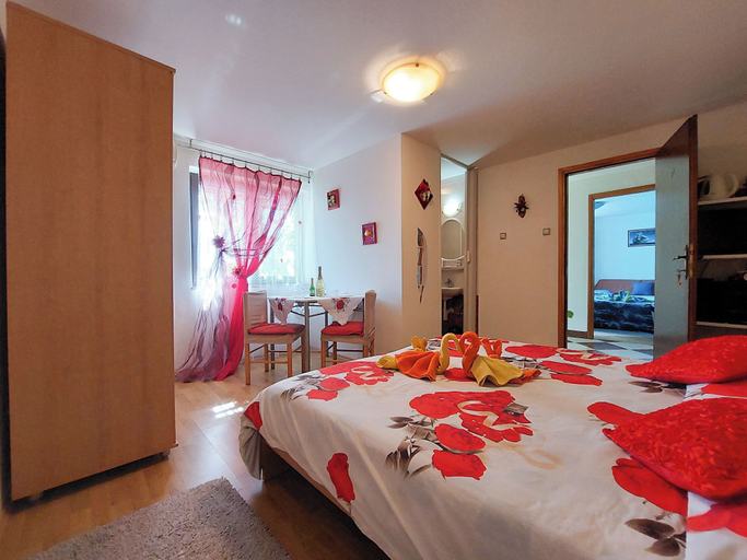 Dining 5, Rooms Anchy, Crikvenica