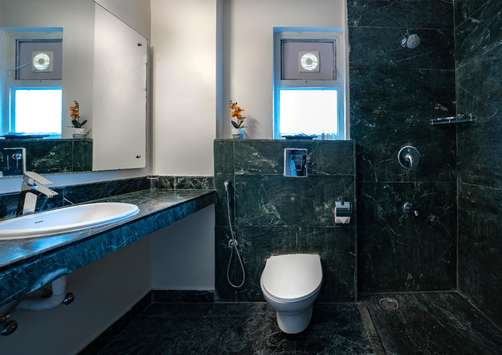 Bathroom 4, Hotel Nevesa Inn, Bangalore