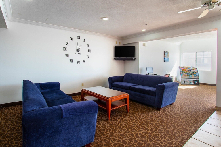 Public Area 3, Motel 6 El Paso Southeast, El Paso